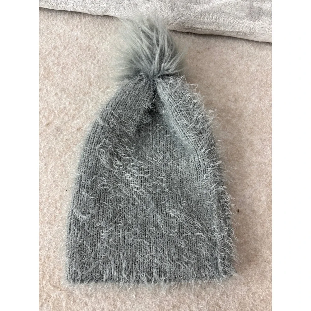 Grey Fuzzy Eyelash Knit Pom-Pom Beanie One Size RN 67227 Winter Hat